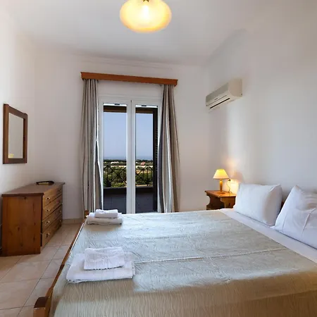 Stella's * ארגוסטולי